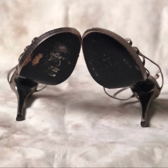 STUART WEITZMAN Pewter/Silver Strappy Sandals - Picture 4 of 4